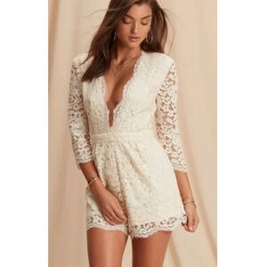 NBD Size S Warren Ivory Beige Lace Romper Deep V-neck NEW!